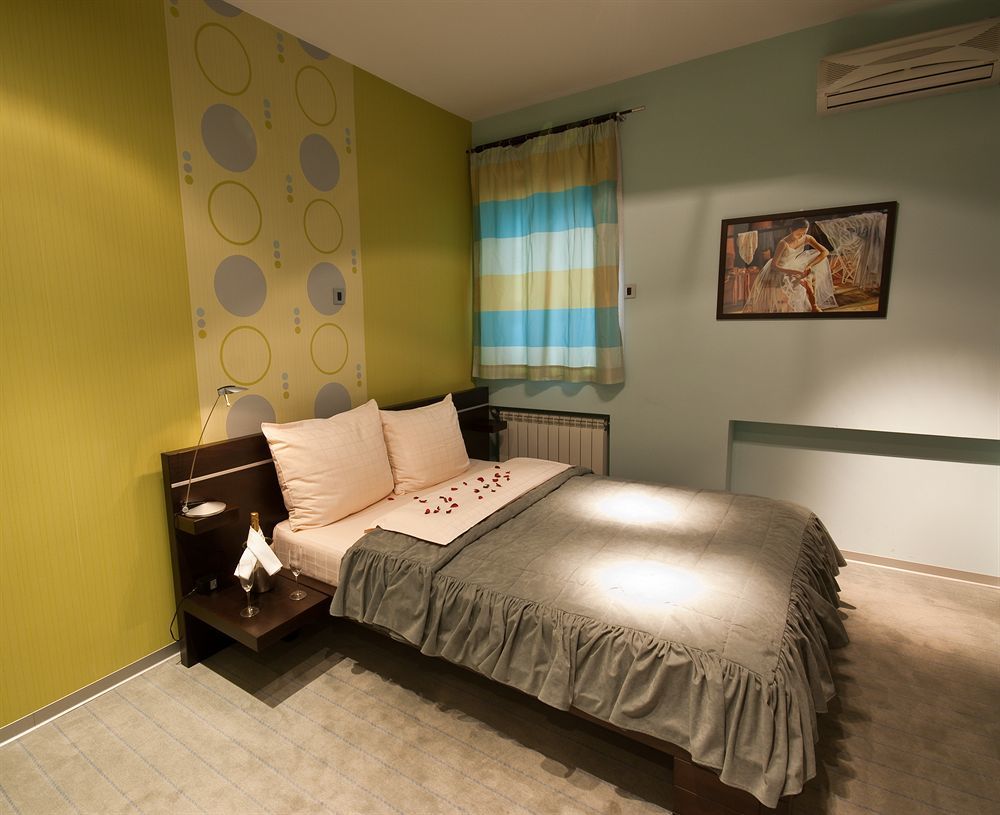 City Code In Joy Belgrado Exterior foto
